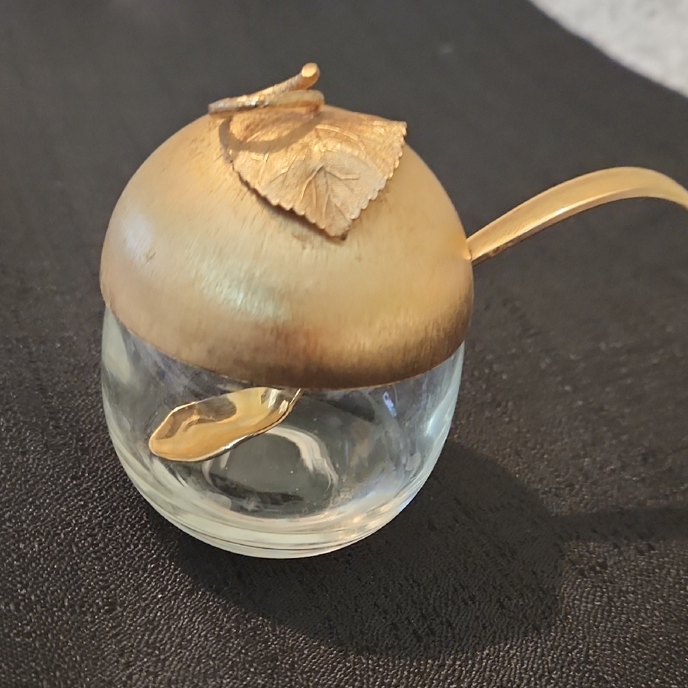 VINTAGE NAPPIER BRUSHED GOLD & GLASS SUGAR BOWL & SPOON.